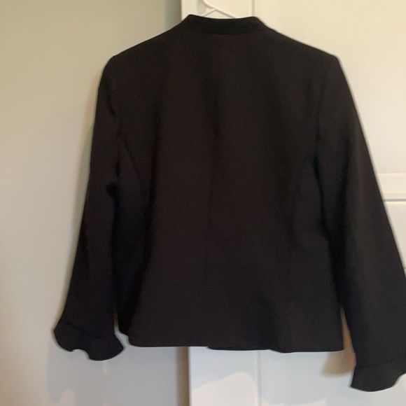 Ann Taylor Black Blazer - Picture 6 of 6